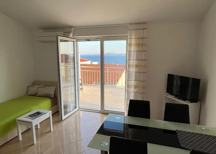 Emil Apartman *