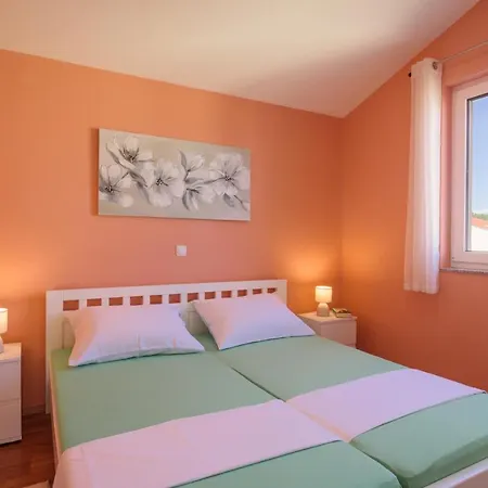 Apartman Emil *