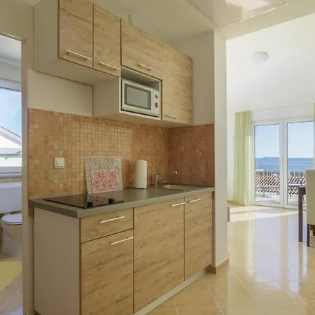 Apartment Emil Trogir